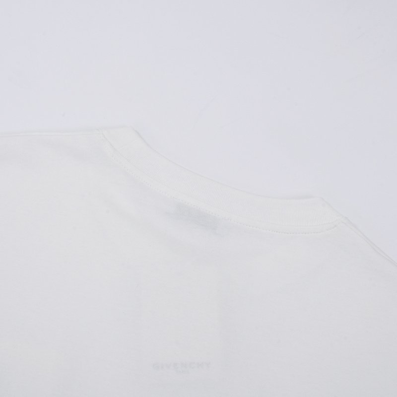 Футболка Givenchy Emblem Logo "White" фото № 2