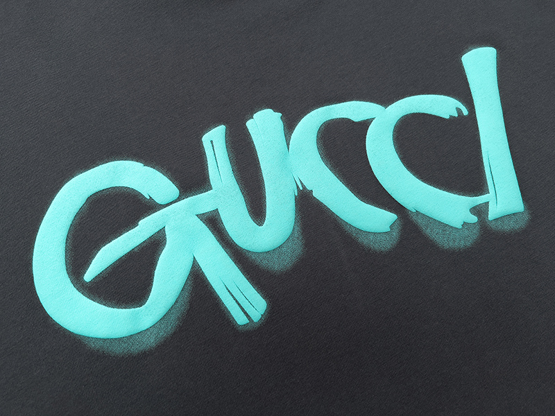 Футболка Gucci With A Logo Painted With Spray Paint "Gray" фото № 3