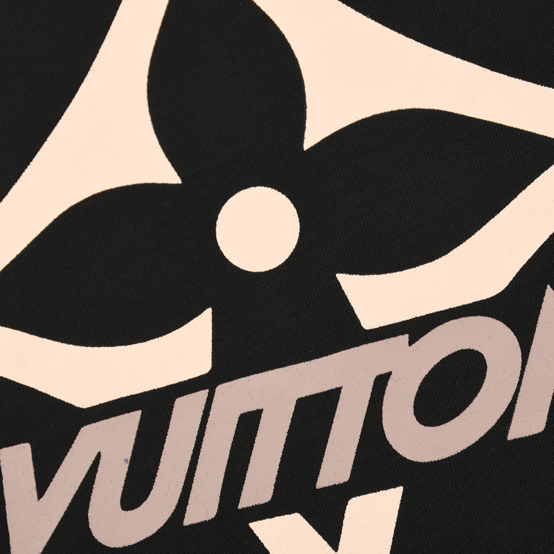 Футболка Louis Vuitton With Print On The Sleeves "Black" фото № 7