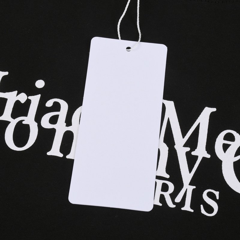 Футболка Maison Margiela Text In Different Languages "Black" фото № 5