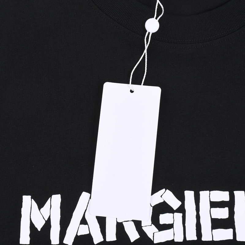 Футболка Margiela Logo Name From Pieces "Black" фото № 3