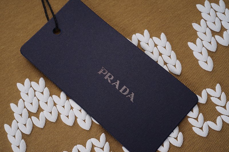 Футболка Prada Print Made Of Hearts "Brown" фото № 4