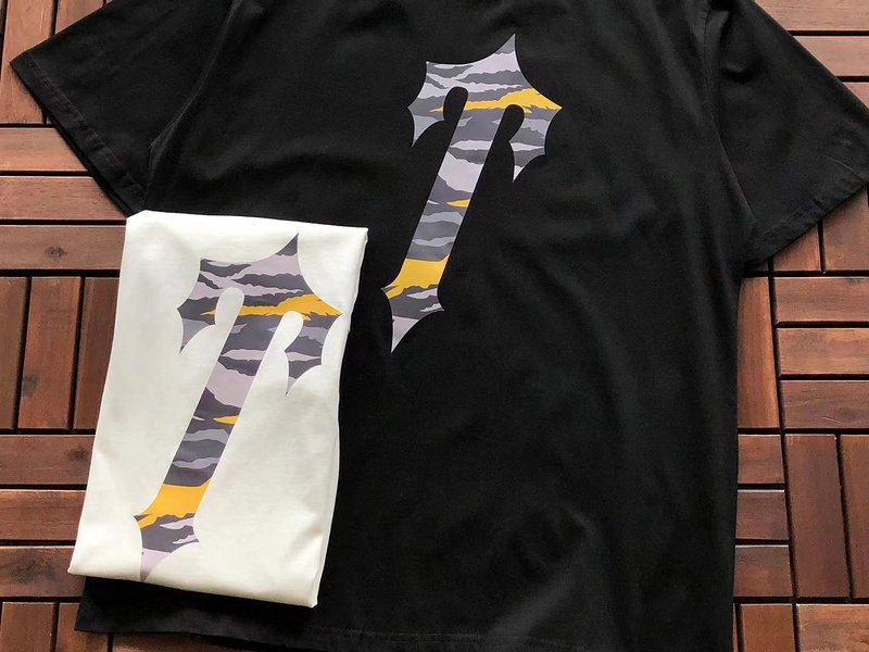 Футболка Trapstar Wide Logo Lettering With Three Color Background Back "White" фото № 3