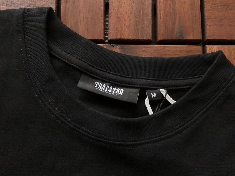 Футболка Trapstar Lettering With Pattern "Black" фото № 2