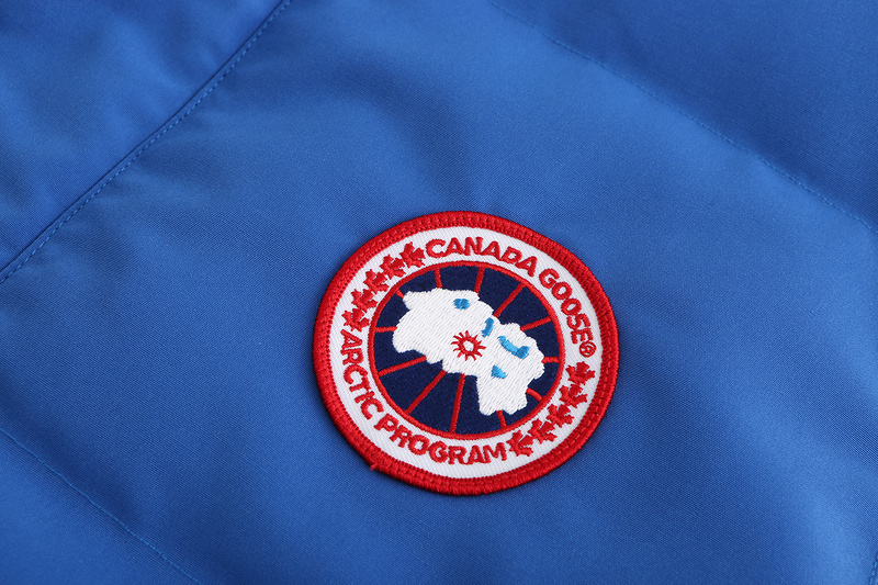 Жилетка Canada Goose Garson Vest "Blue" фото № 7
