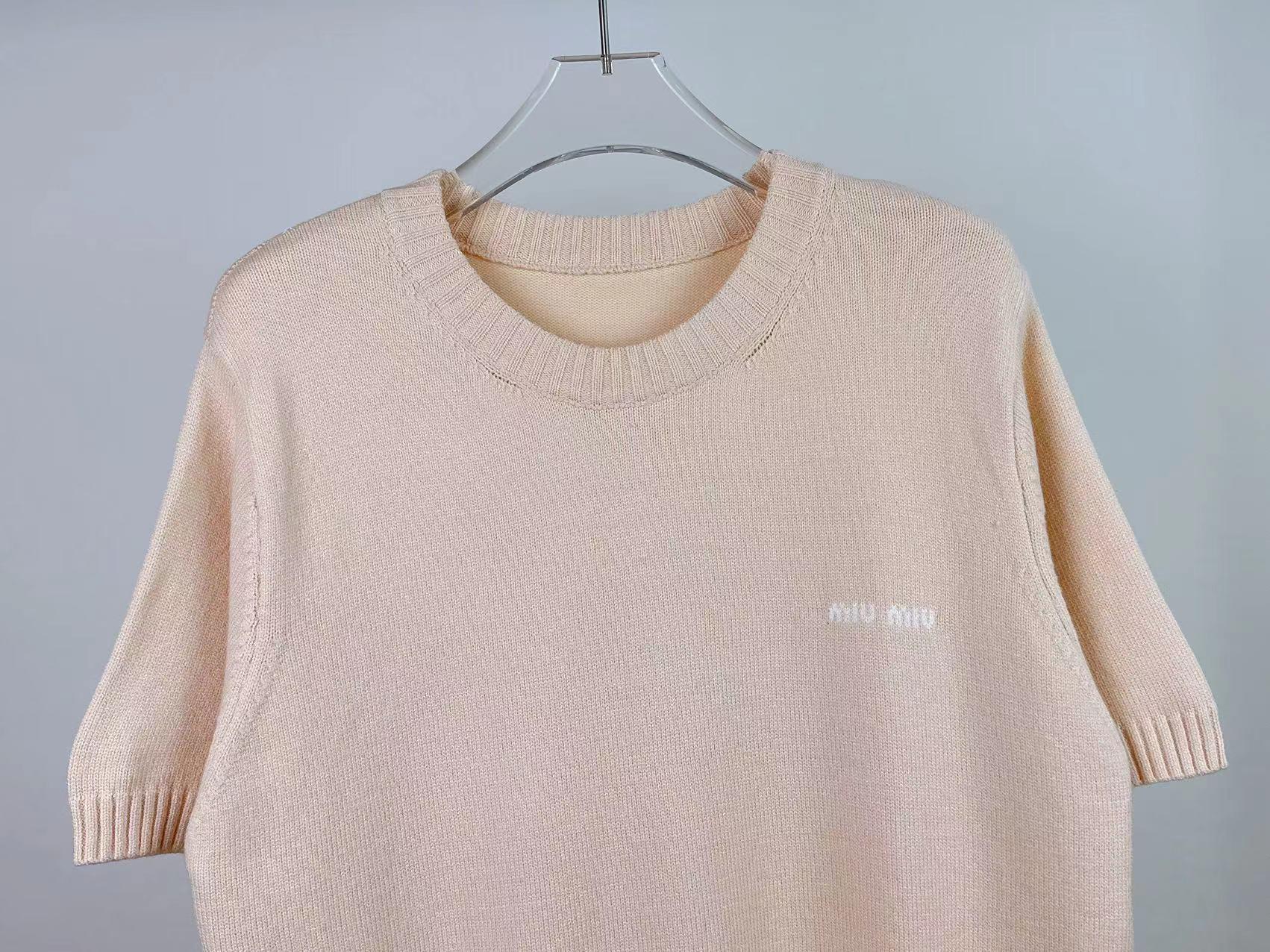 Жилетка Miu Miu Frontside Left Logo Miu Miu "Beige" фото № 6