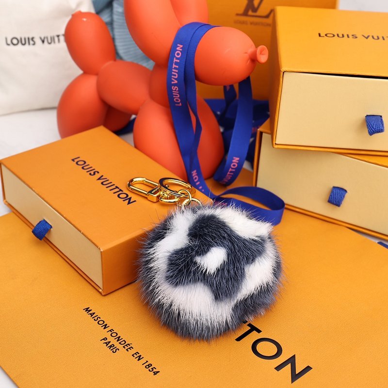 Брелок Louis Vuitton Fur Ball "Gray" фото № 2