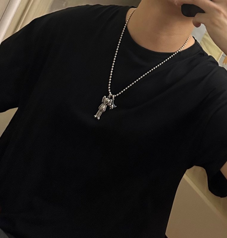 Подвеска Louis Vuitton Figure With Logo - Girl "Silver" фото № 6