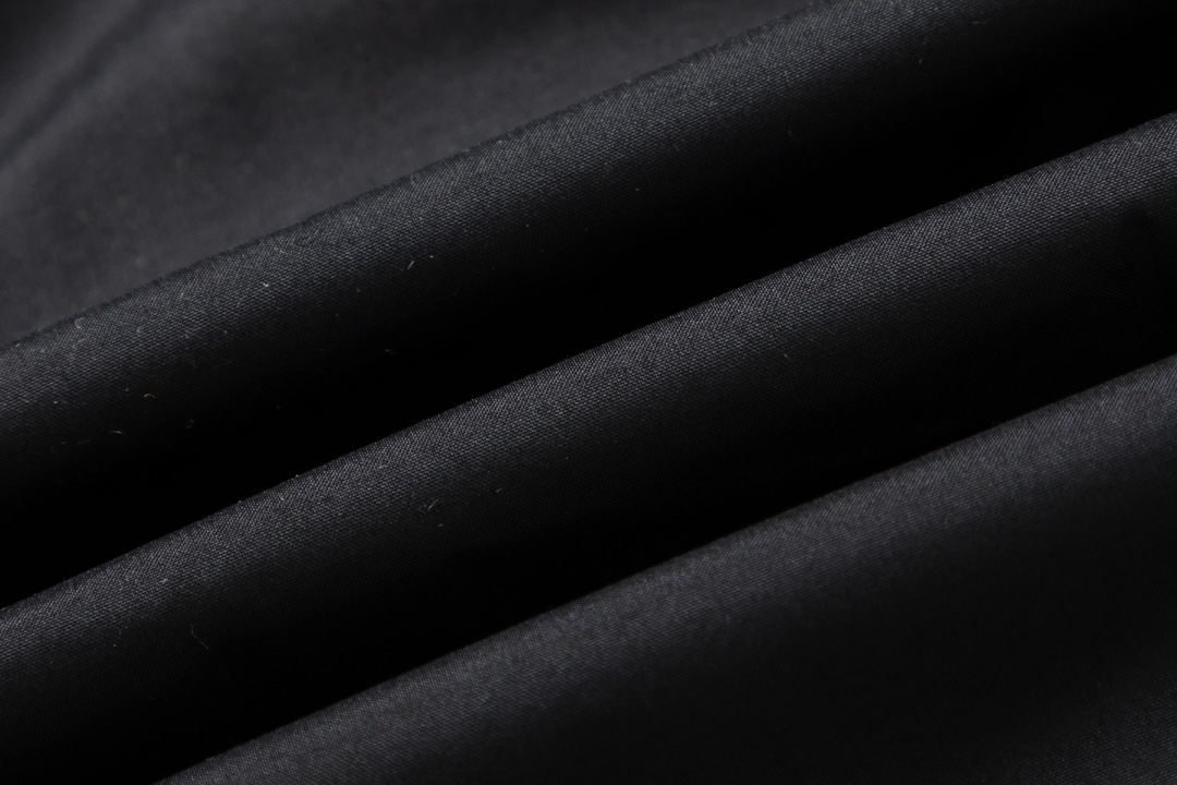 Пуховик Burberry Essential Logo "Black" фото № 2