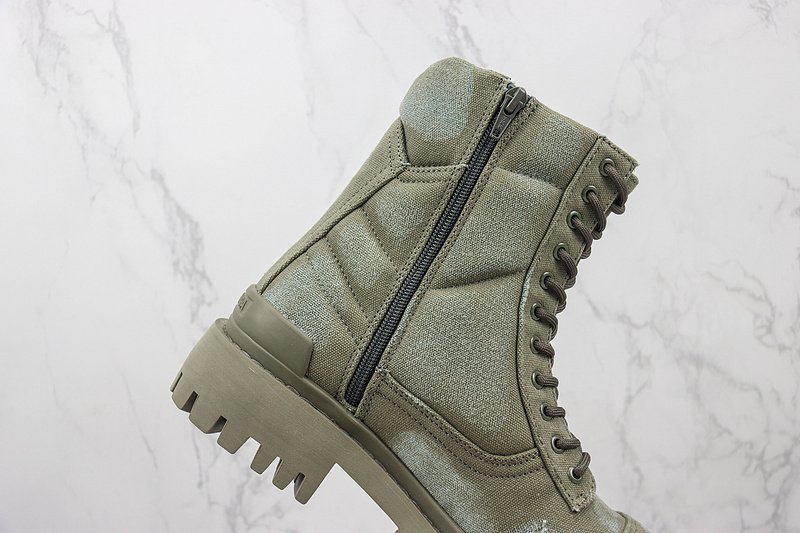 Купить Balenciaga Combat Strike L20 