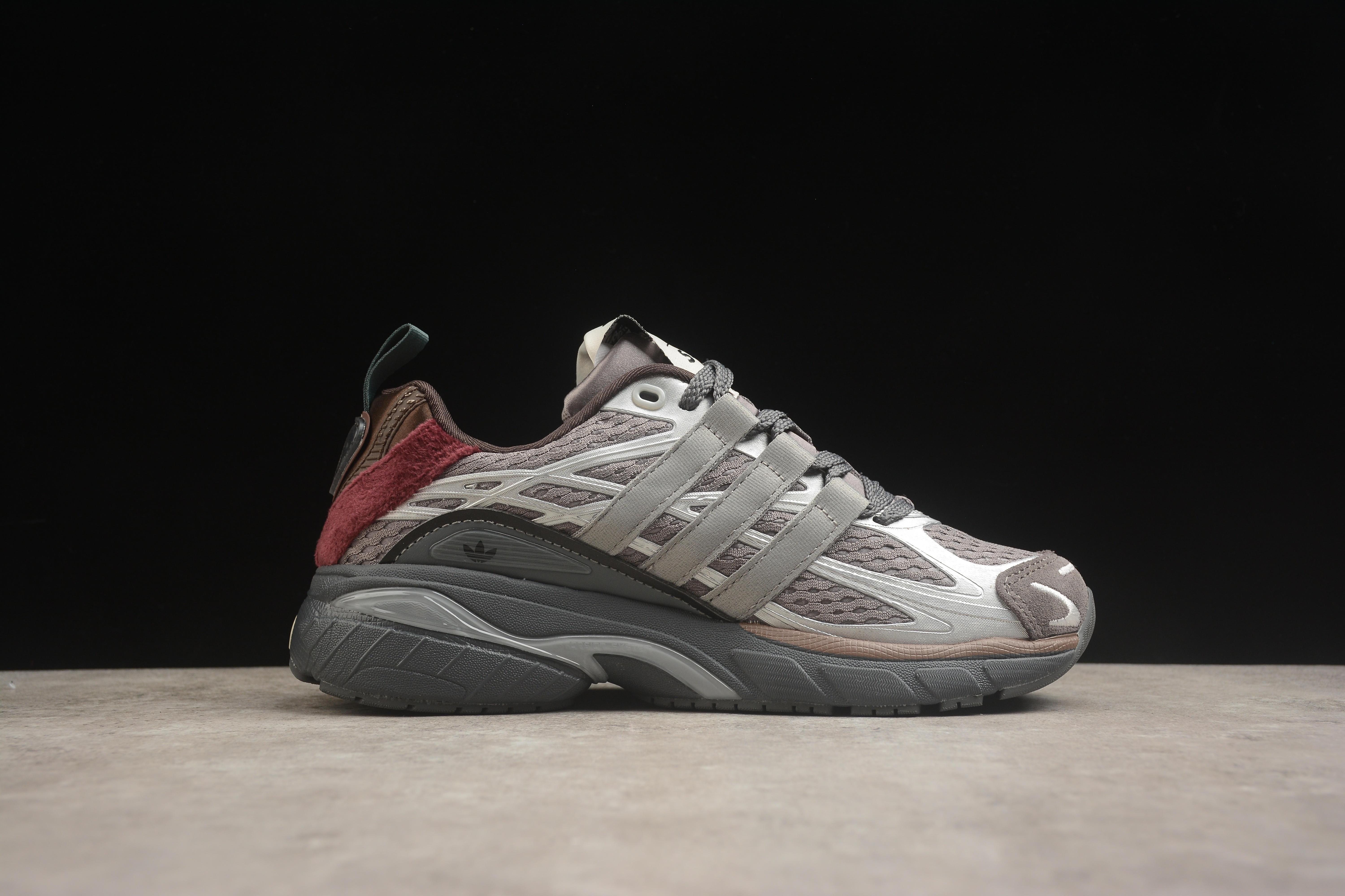 Song for the Mute x Adidas Adistar Cushion "Taupe Metallic Granite" фото № 2