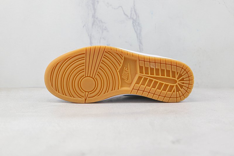 Air Jordan 1 Low SE "Barcelona Cyber Teal" фото № 9