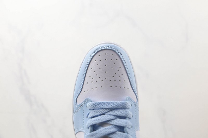 Air Jordan 1 Low "White/Ice Blue" фото № 3
