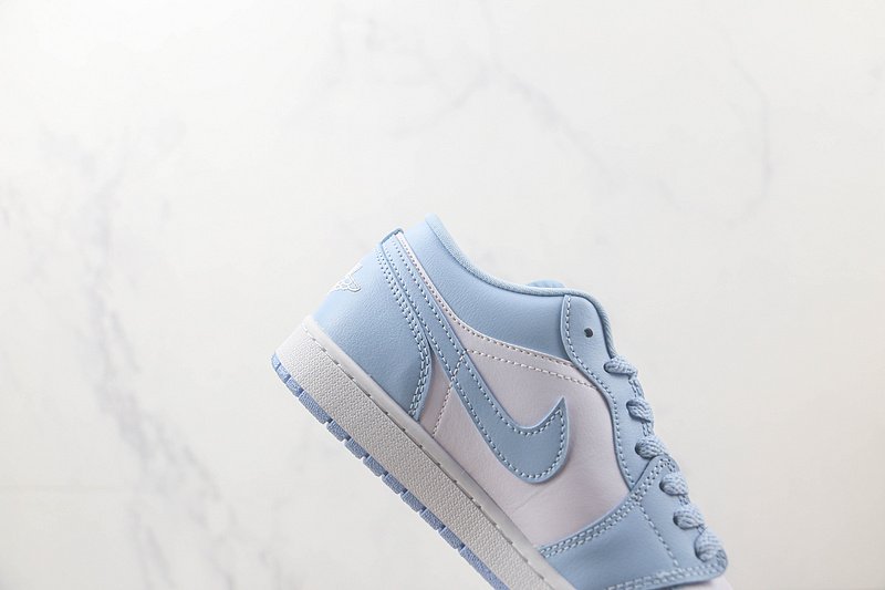 Air Jordan 1 Low "White/Ice Blue" фото № 4