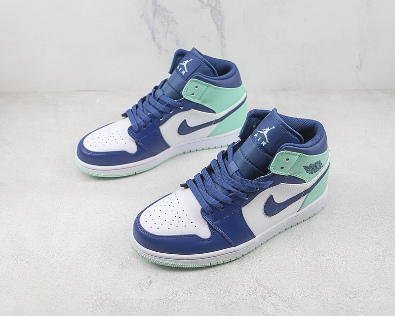 Air Jordan 1 Mid "Mystic Navy Mint Foam" фото № 5