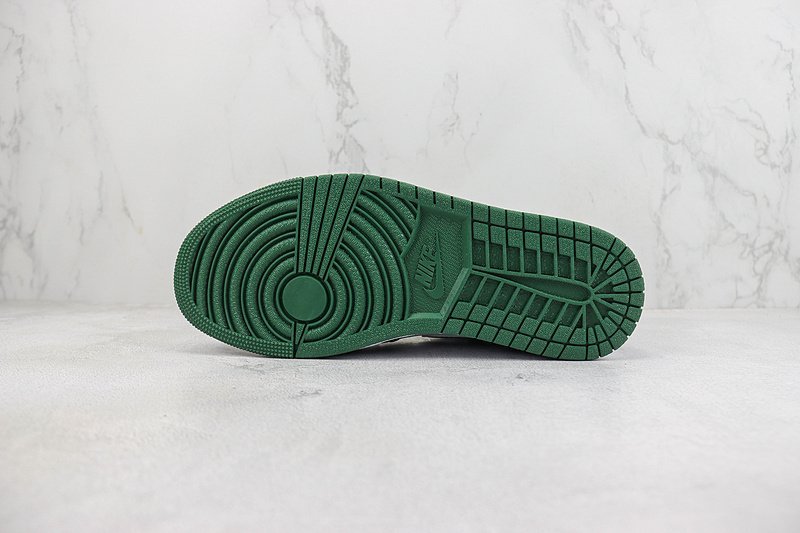 Air Jordan 1 Retro High OG "Gorge Green" фото № 8