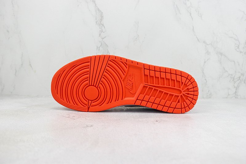 Air Jordan 1 Low OG "Starfish" фото № 8