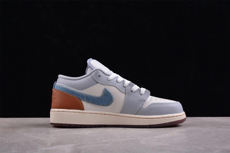 Air Jordan 1 Low GS "Denim Swosh" фото № 8