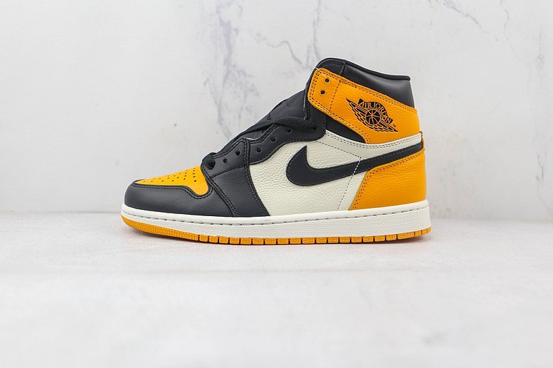 Air Jordan 1 High OG "Yellow Toe" фото № 2