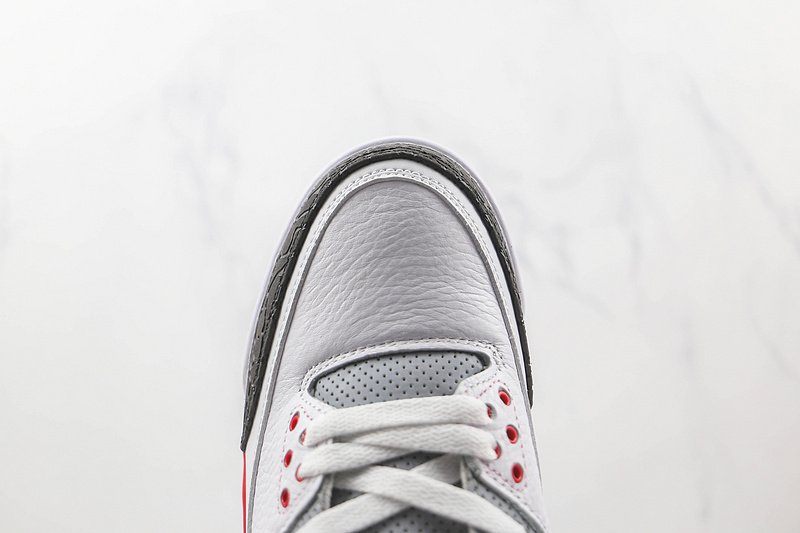 Air Jordan 3 Retro "Fire Red" фото № 3