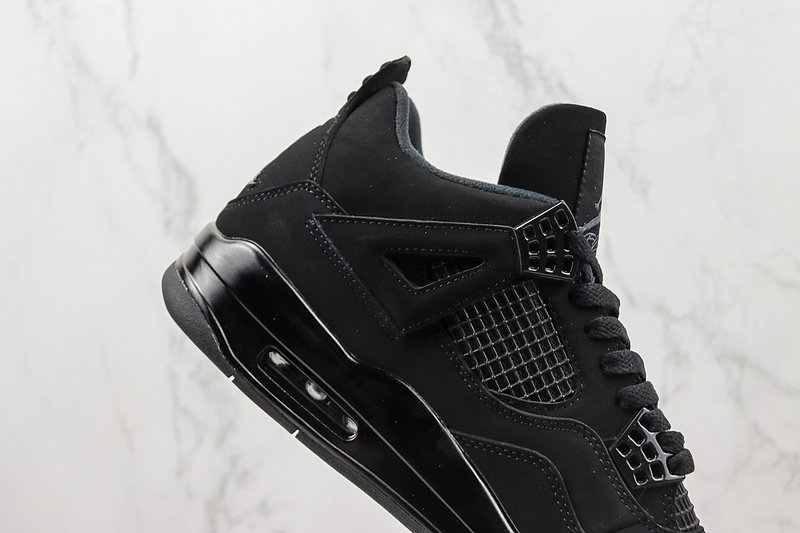 Air Jordan 4 Retro "Black Cat" фото № 4