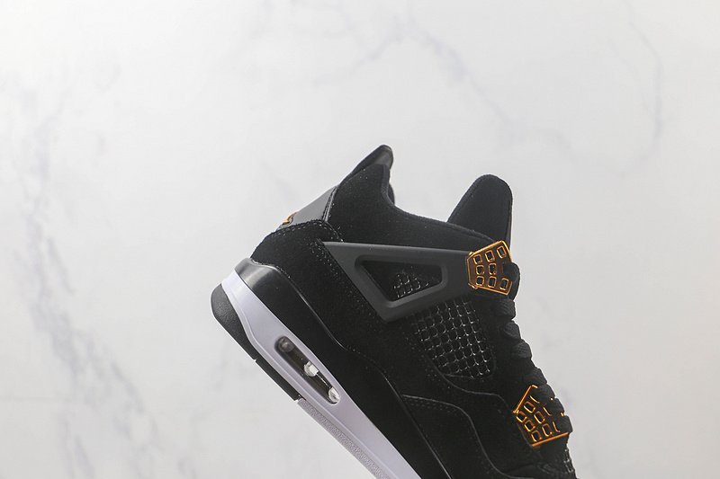 Air Jordan 4 Retro "Royalty" фото № 4