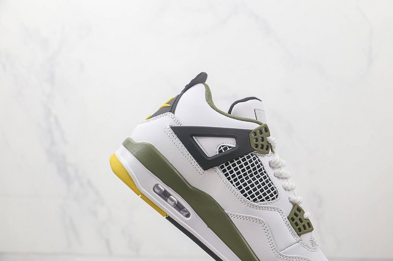 Air Jordan 4 Retro "Yellow/Green/White/Black" фото № 3