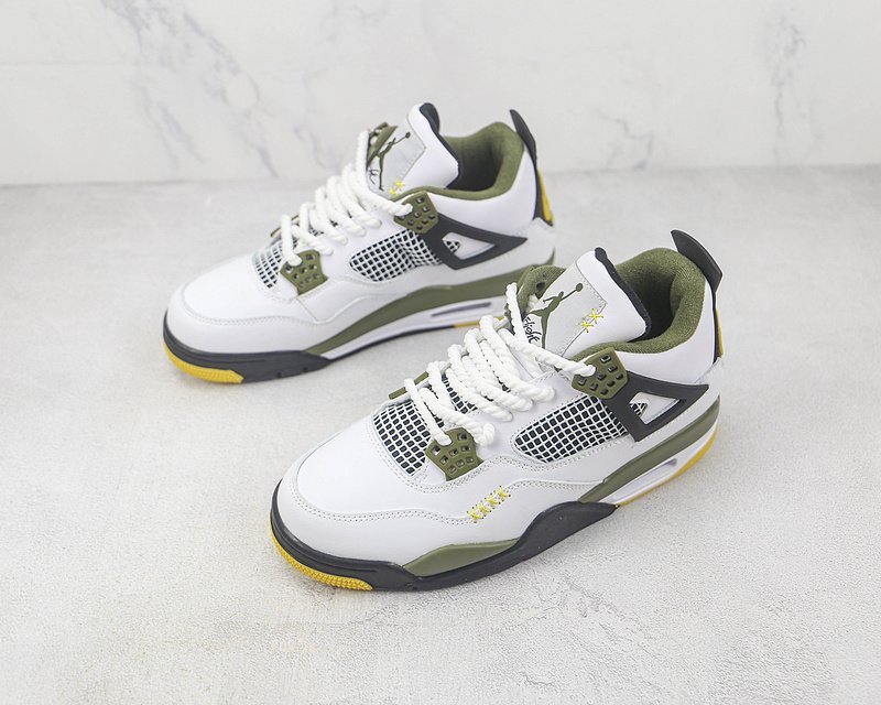 Air Jordan 4 Retro "Yellow/Green/White/Black" фото № 5