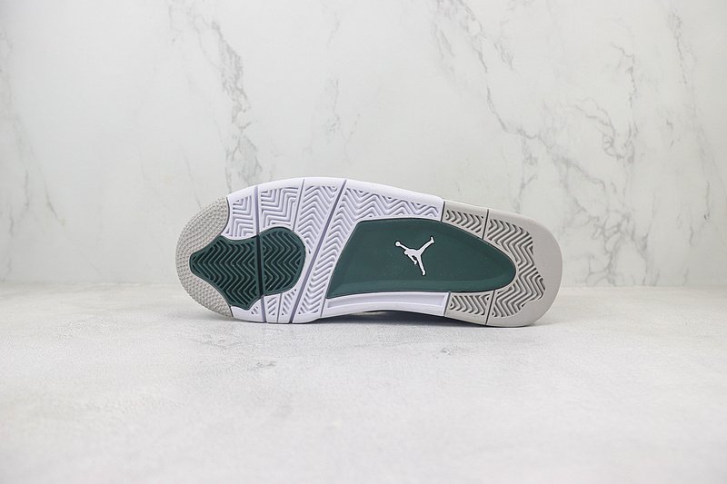 Air Jordan 4 "White/Pine Green/Panda" фото № 8