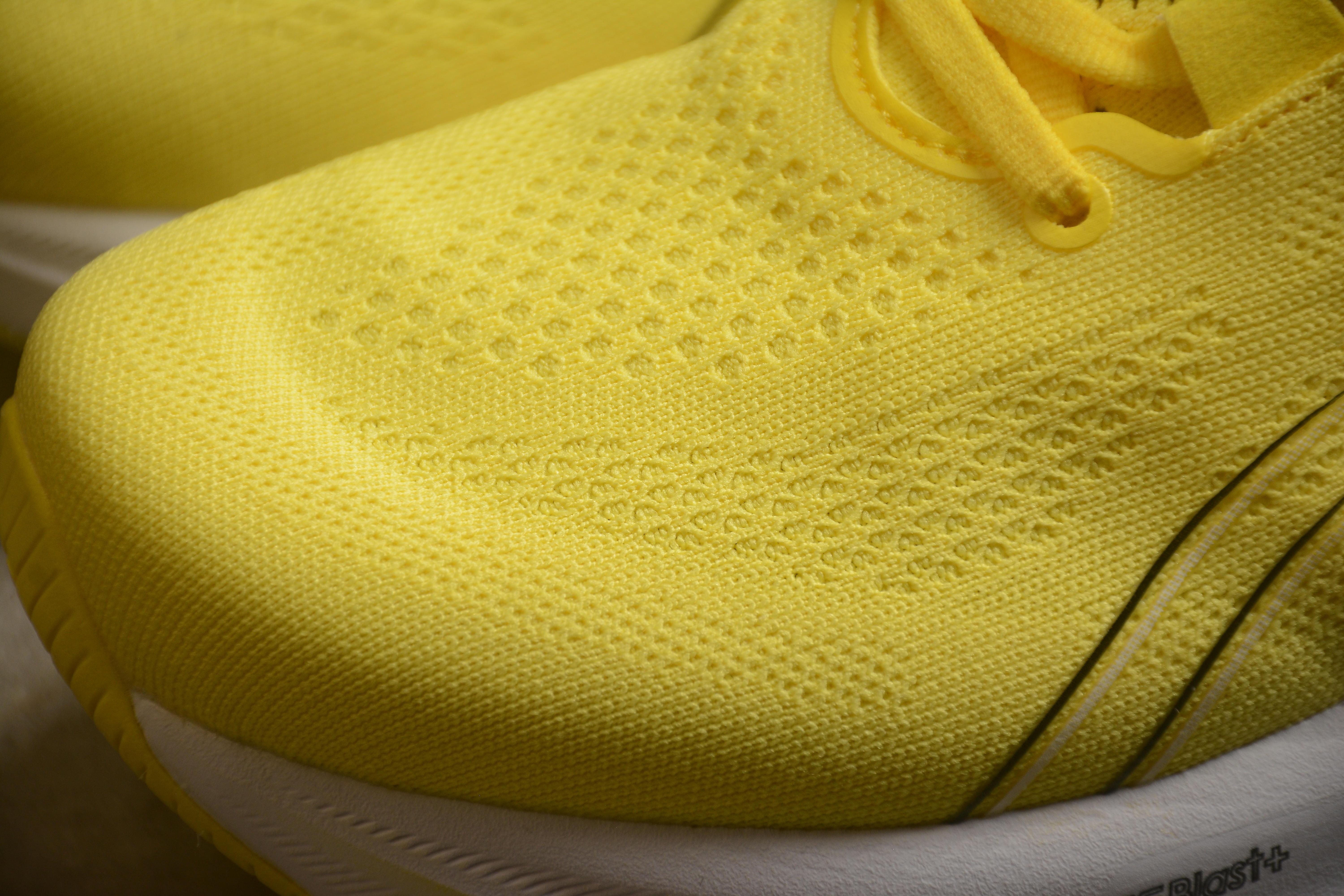 Asics Gel Nimbus 26 "Bright Yellow" фото № 7