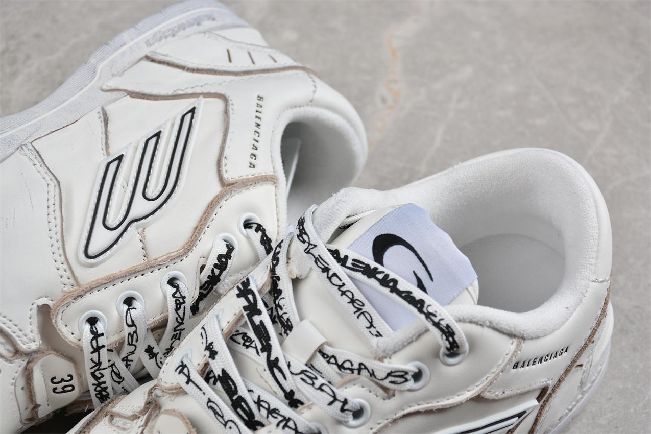Balenciaga Hamptons Worn Out "White/Black/Brown" фото № 7