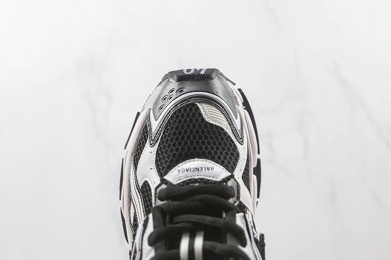 Balenciaga Runner "Black/White" фото № 3