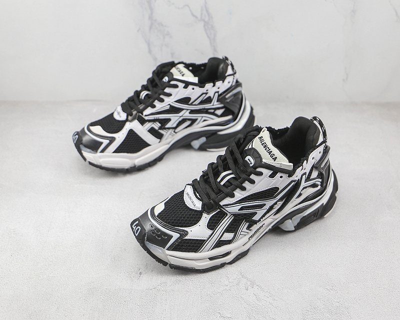 Balenciaga Runner "Black/White" фото № 5