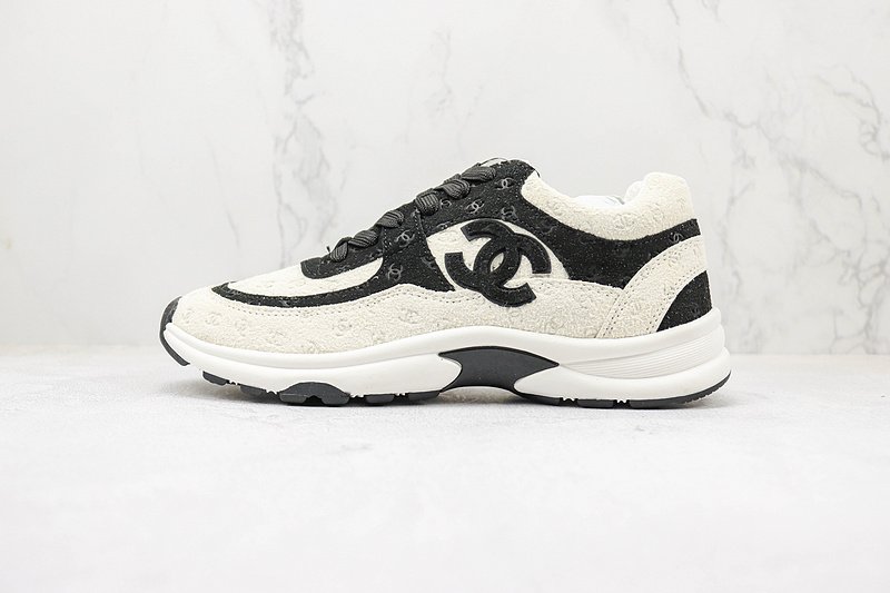 Chanel Low Top Trainer CC "White/Black" фото № 2