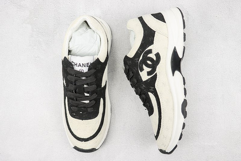 Chanel Low Top Trainer CC "White/Black" фото № 6