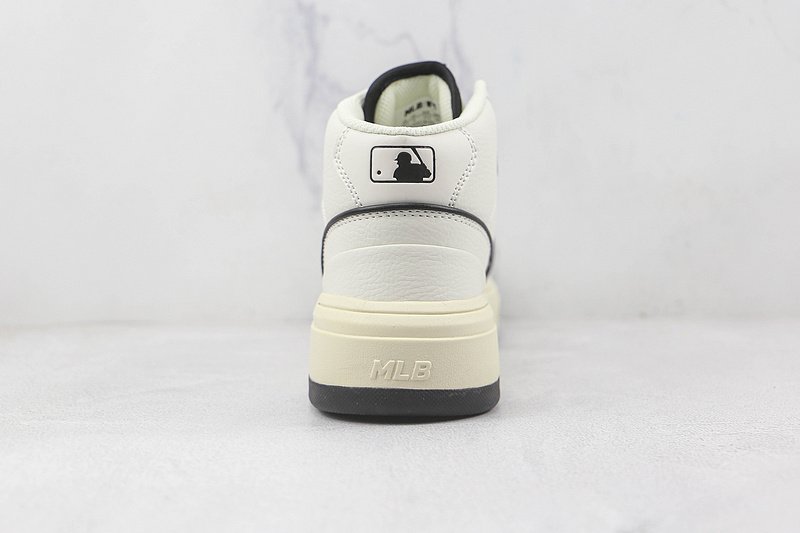 New York Yankees x MLB Chunky Liner High "White/Black" фото № 9