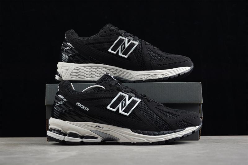 New Balance 1906R "Black/White" фото № 6