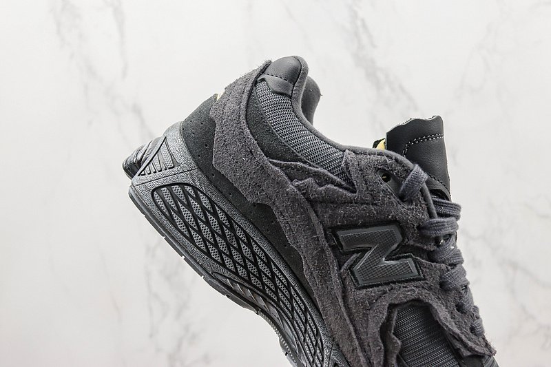 New Balance 2002R "Black/Navy" фото № 3