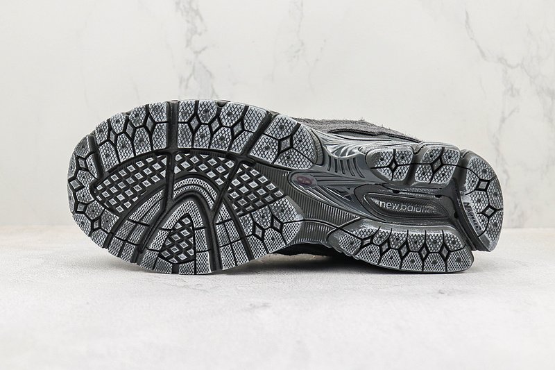 New Balance 2002R "Black/Navy" фото № 8