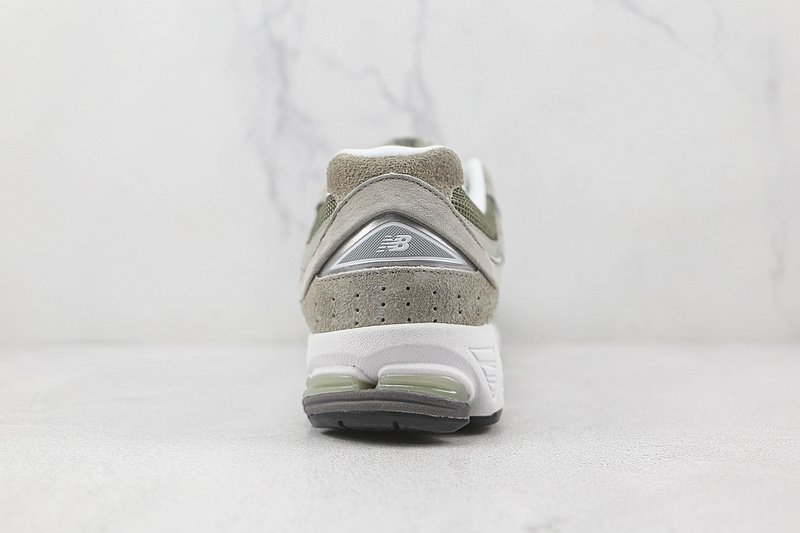 N.Hoolywood x New Balance 2002R "Invincible" фото № 9