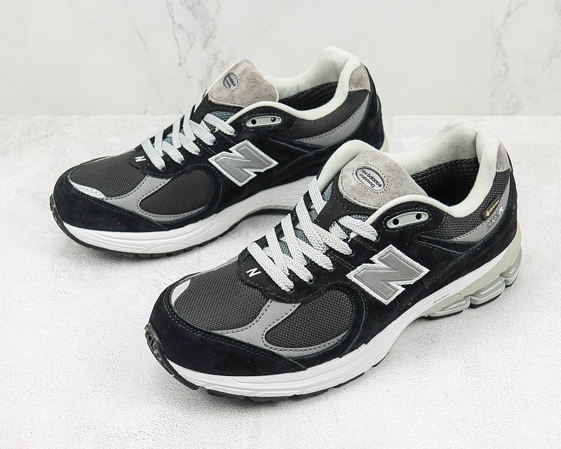 New Balance 2002R "Black/White" фото № 5