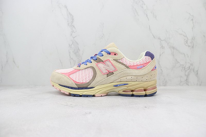 Hype DC x New Balance 2002R "Native Dynamics" фото № 2