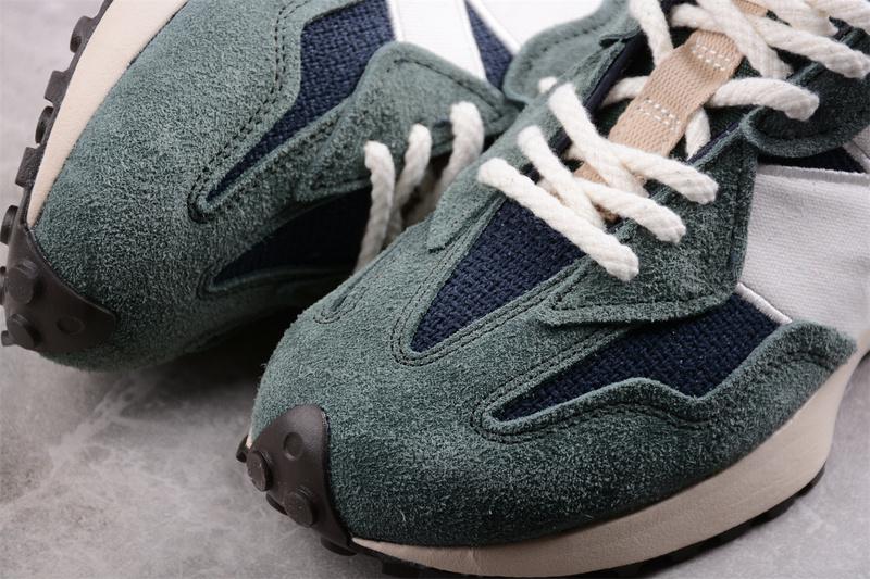 New Balance 327 "Midnight Green Outerspace" фото № 9