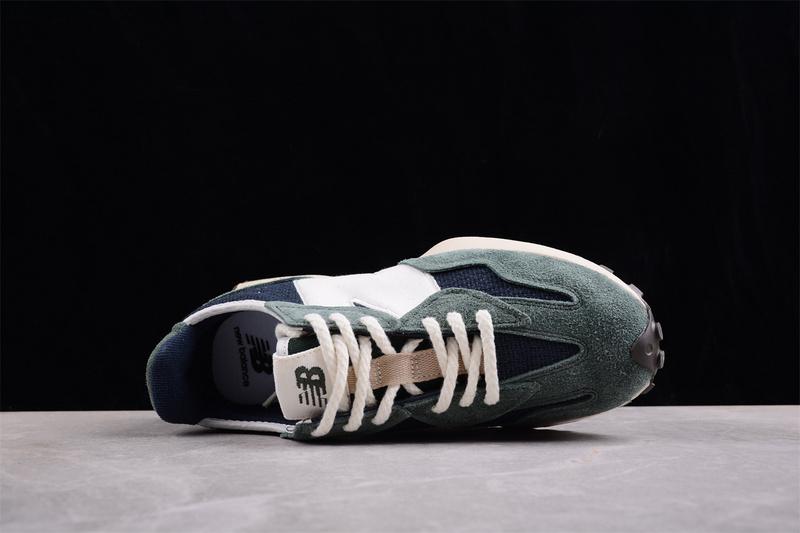 New Balance 327 "Midnight Green Outerspace" фото № 4