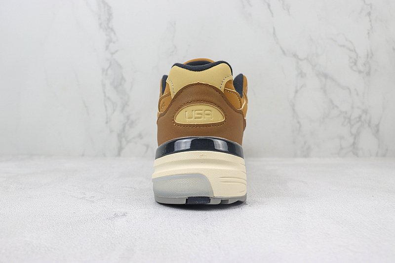 New Balance 992 "Wheat" фото № 9