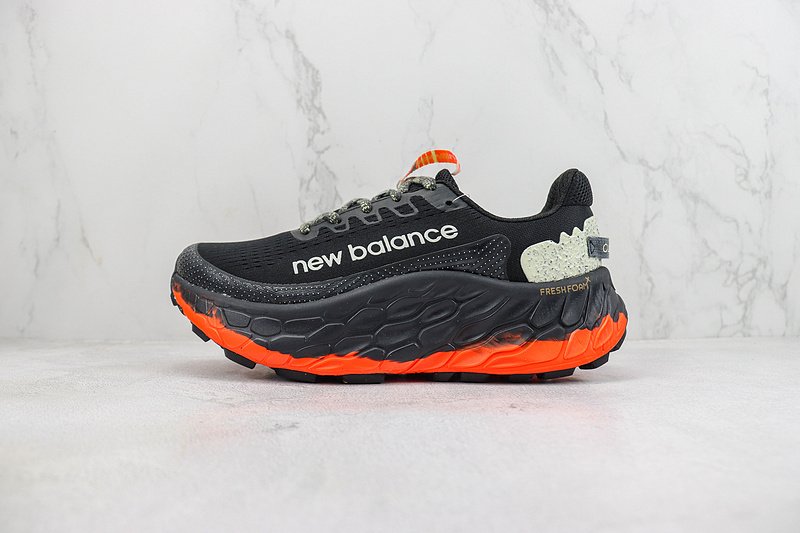 New Balance Fresh Foam X More Trail V3 "Black/Orange/White" фото № 2
