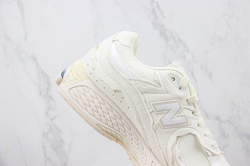 New Balance 2002R "Sea Salt/White" фото № 3