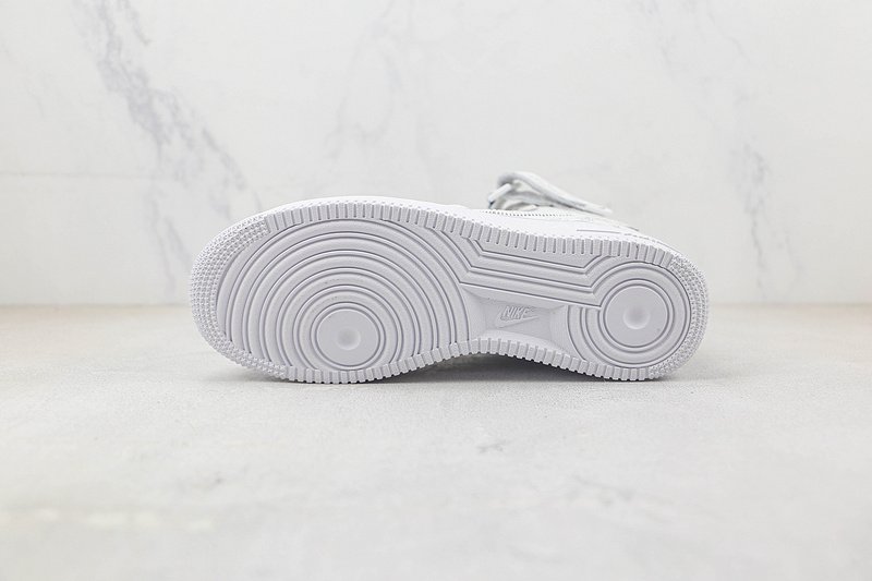 Louis Vuitton x Nike Air Force 1 Mid "White Monogram" фото № 8