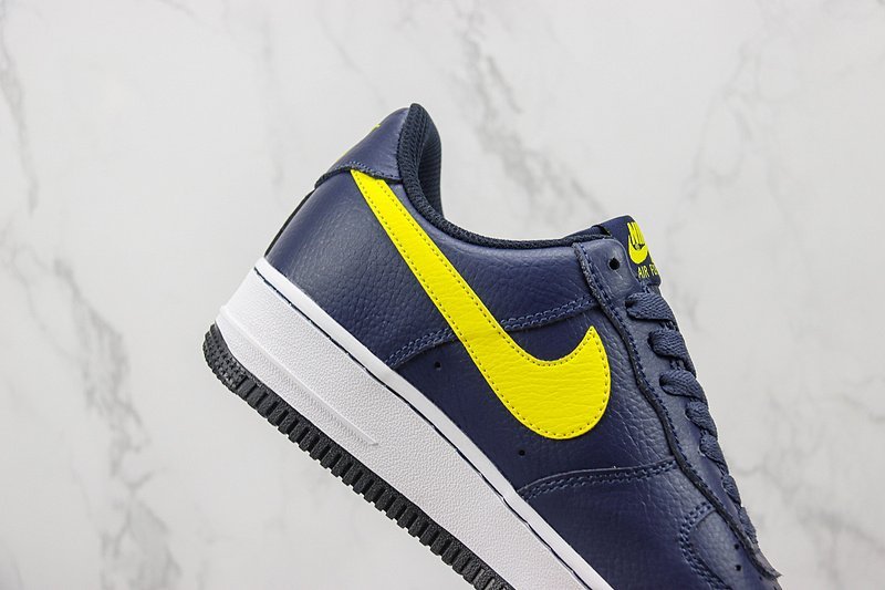 Nike Air Force 1 Low "Obsidian/Opti-Yellow" фото № 3