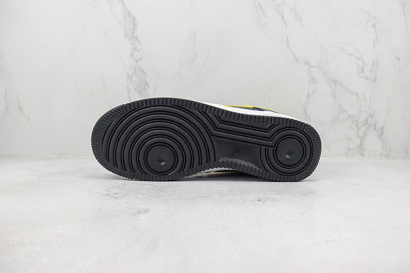 Nike Air Force 1 Low "Obsidian/Opti-Yellow" фото № 5